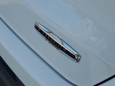 Used 2023 Jeep Compass Latitude image 6