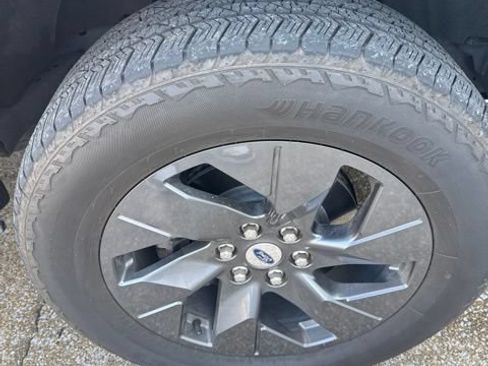 Used 2025 Ford F150 Lightning XLT AWD/4WD image 16