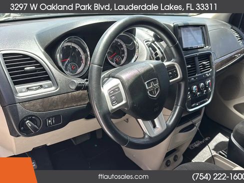 Used 2016 Dodge Grand Caravan SE w/ Quick Order Package 29E SE image 21