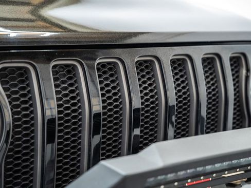 Used 2021 Jeep Wrangler Unlimited Sport image 10