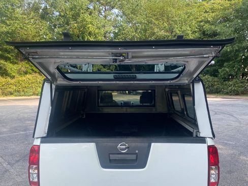 Used 2018 Nissan Frontier S RWD image 34