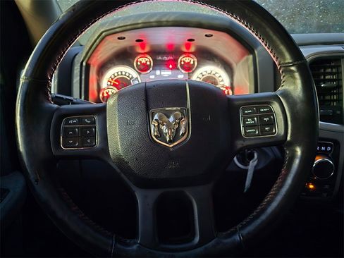 Used 2017 RAM 1500 Big Horn image 3