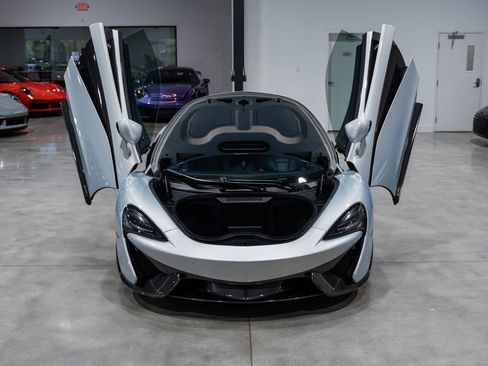 Used 2016 McLaren 570S Coupe image 35
