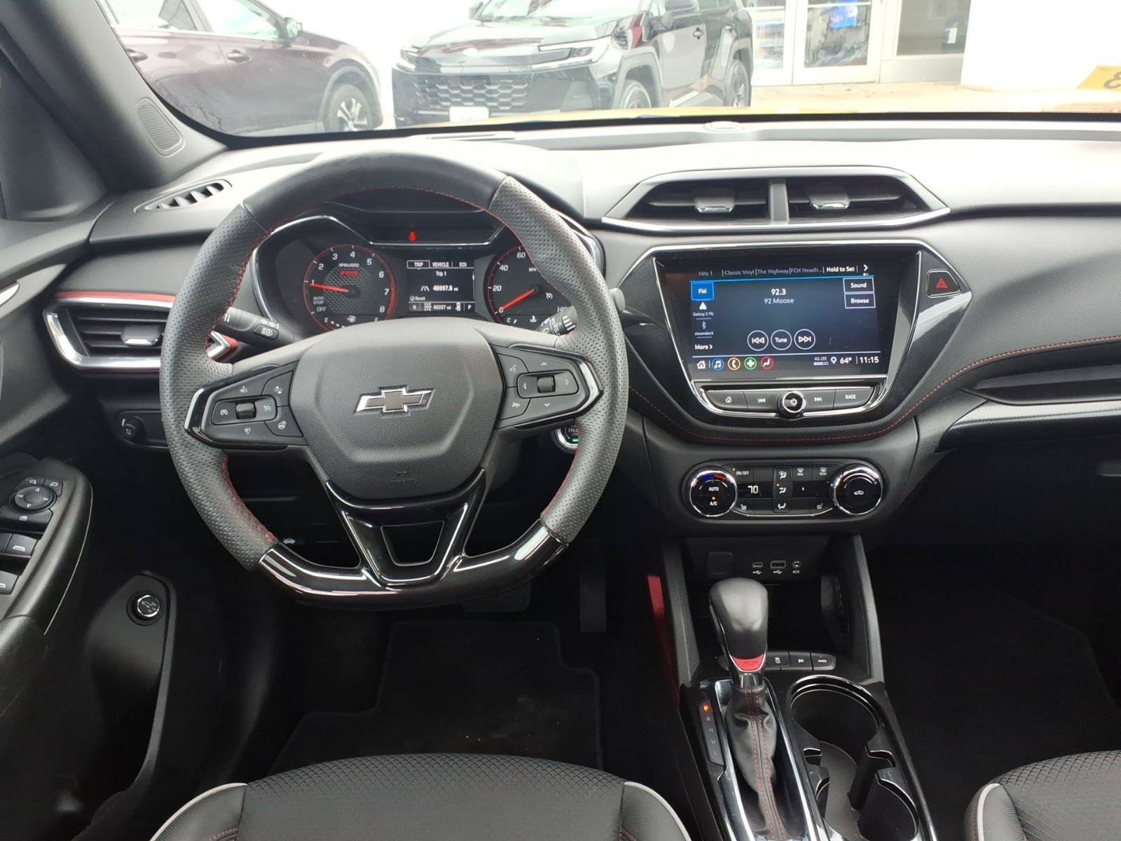 Used 2023 Chevrolet TrailBlazer RS w/ Sun and Liftgate Package AWD/4WD image 9