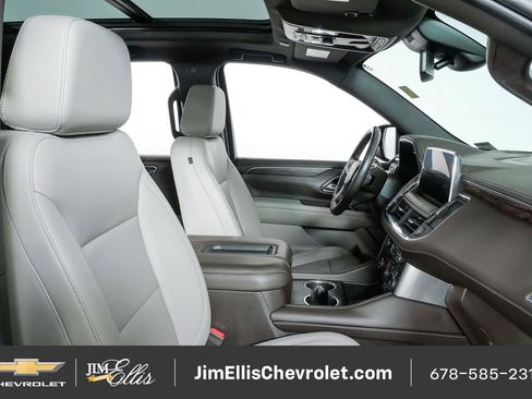 Certified 2023 Chevrolet Tahoe Z71 w/ Luxury Package AWD/4WD image 24
