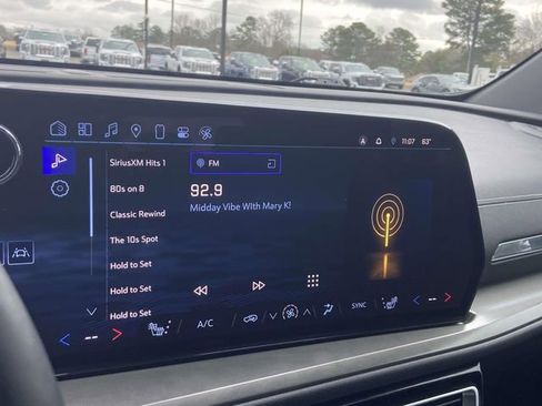 Certified 2024 Chevrolet Traverse LS image 22