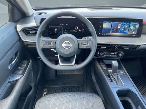 New 2026 Nissan Kicks SV w/ SV Premium Package image 27