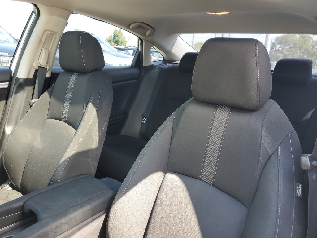 Certified 2019 Honda Civic EX image 11