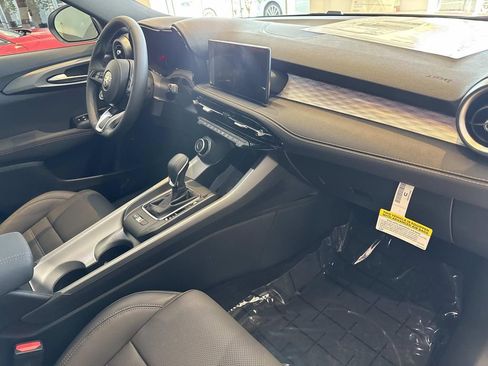 New 2026 Alfa Romeo Tonale w/ Black Premium Package image 29