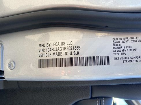 Certified 2024 Jeep Grand Cherokee L Altitude image 24