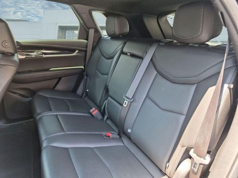Certified 2023 Cadillac XT5 Premium Luxury FWD image 11