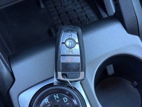 Used 2025 Ford Bronco Sport Badlands image 10