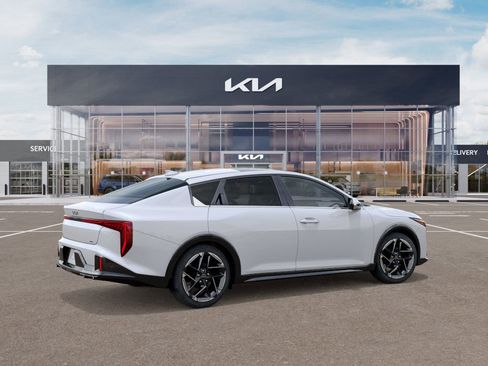 New 2025 Kia K4 GT-Line w/ GT-Line Premium Package FWD image 6