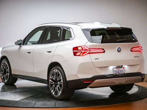 Used 2026 BMW X3 xDrive30i w/ Convenience Package AWD/4WD image 2