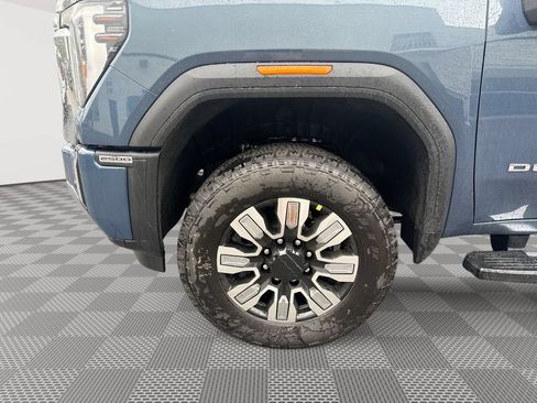 New 2026 GMC Sierra 2500 Denali w/ Denali Reserve Package AWD/4WD image 30