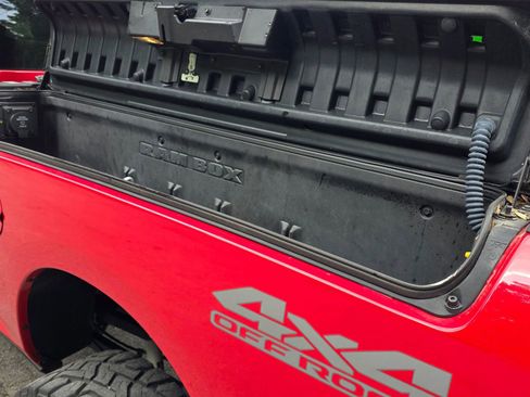 Used 2021 RAM 2500 Big Horn w/ Level 1 Equipment Group AWD/4WD image 28