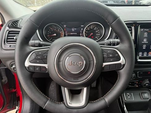 Used 2019 Jeep Compass Limited image 15