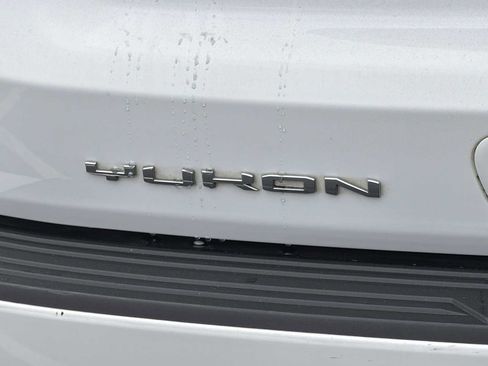 Used 2023 GMC Yukon AT4 w/ AT4 Premium Plus Package image 31