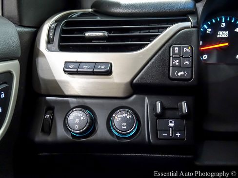 Used 2019 GMC Yukon XL Denali w/ Denali Ultimate Package image 26