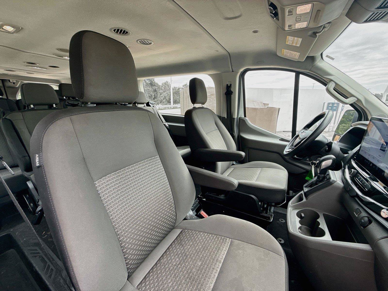 Used 2024 Ford Transit 350 XLT RWD image 12
