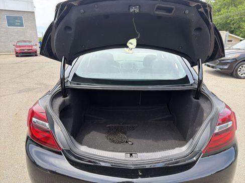 Used 2016 Buick Regal Premium FWD image 38