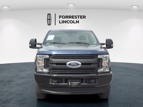 Used 2018 Ford F250 XL w/ Power Equipment Group AWD/4WD image 8