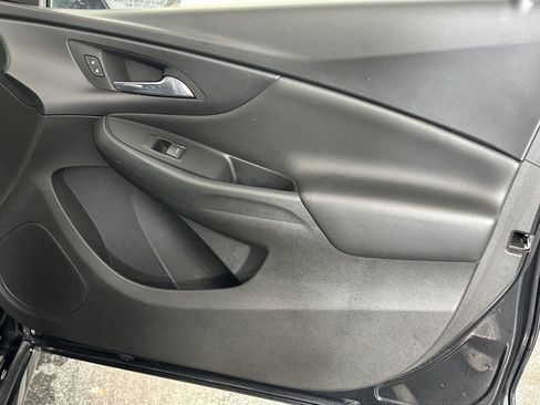 Used 2017 Chevrolet Volt LT image 35