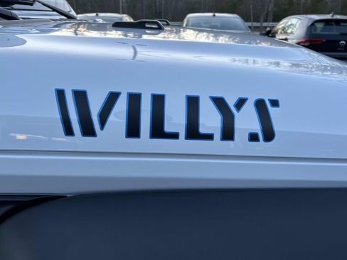 Used 2023 Jeep Wrangler Unlimited w/ Dual Top Group image 21