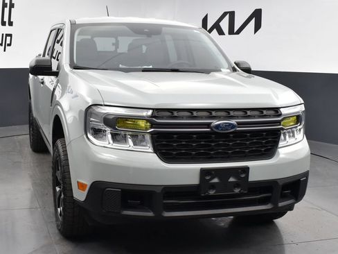 Used 2023 Ford Maverick XLT w/ Equipment Group 300A Standard AWD/4WD image 8