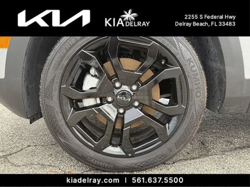 Used 2025 Kia Seltos X-Line AWD/4WD image 32