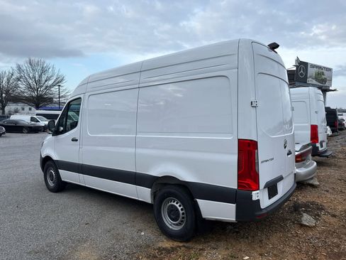 Used 2026 Mercedes-Benz Sprinter 2500 image 3