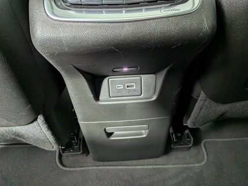 Certified 2025 Cadillac XT6 Luxury image 29