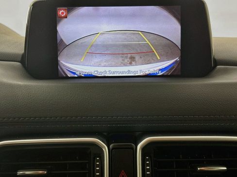 Used 2019 MAZDA CX-5 Touring FWD image 16