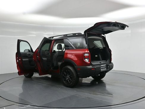 Certified 2025 Ford Bronco Sport Badlands image 36