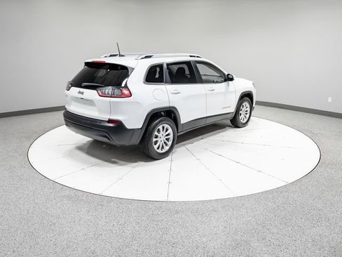 Used 2019 Jeep Cherokee Latitude w/ Popular Appearance Group AWD/4WD image 26