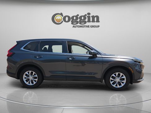 Used 2024 Honda CR-V LX image 6