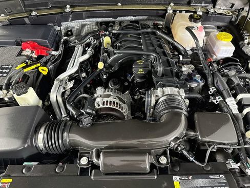 Used 2025 Jeep Wrangler Sport AWD/4WD image 31