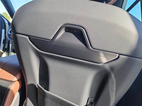 New 2026 Lincoln Nautilus Reserve image 24