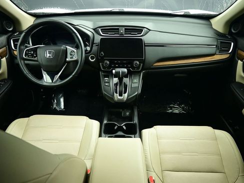 Used 2019 Honda CR-V Touring image 4