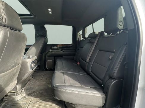 Used 2024 GMC Sierra 3500 Denali w/ Denali Reserve Package image 15