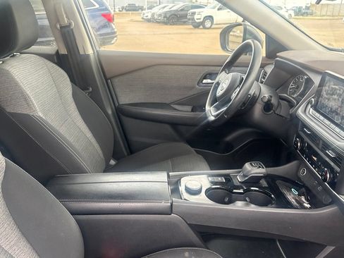 Certified 2023 Nissan Rogue SV AWD/4WD image 32