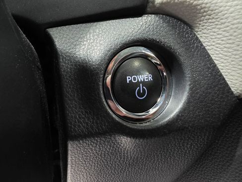 Used 2024 Toyota RAV4 XLE w/ Convenience Package AWD/4WD image 18