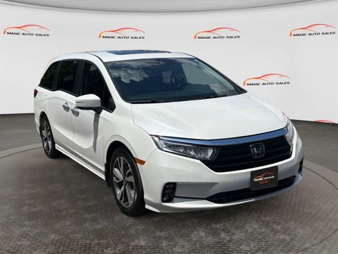 Used 2022 Honda Odyssey Touring image 5