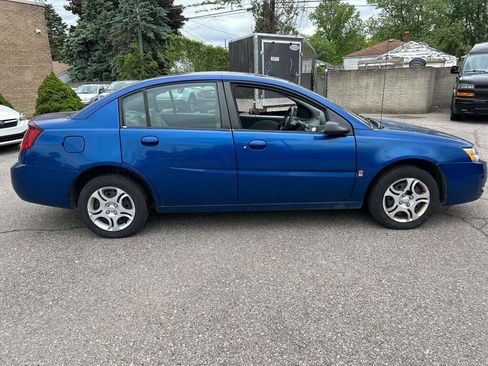 Used 2005 Saturn ION Level 2 w/ Power Pkg FWD image 4