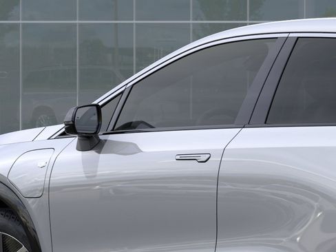 New 2027 Cadillac Optiq Luxury AWD/4WD image 12