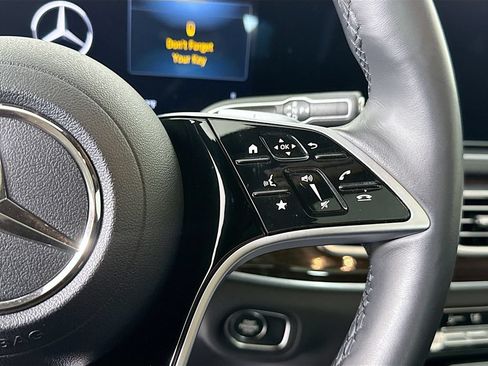 Certified 2025 Mercedes-Benz GLE 450e 4MATIC image 12