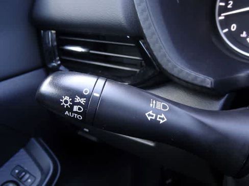 Used 2023 Nissan Sentra SV image 20