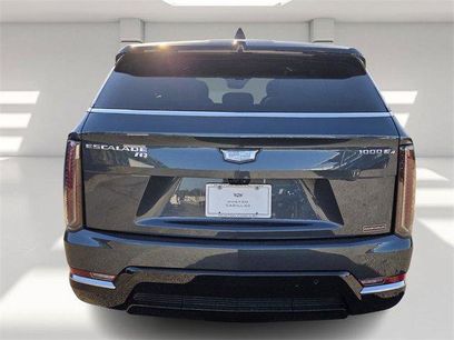 New 2025 Cadillac Escalade IQ Luxury 2