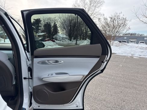 New 2026 Genesis GV70 2.5T Advanced AWD/4WD image 31