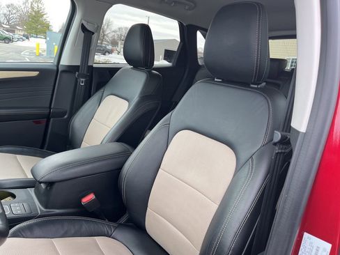 Used 2022 Ford Escape Titanium w/ Titanium Elite Package image 12